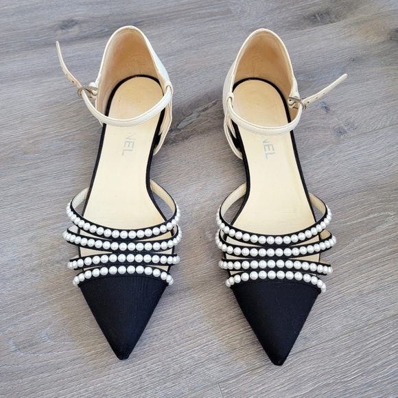 Chanel Rome 2016 pearl pointed toe ballet flats 40 - Picture 1 of 16